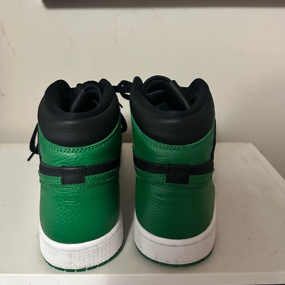 Jordan 1 Pine greens - Picture 4 of 4